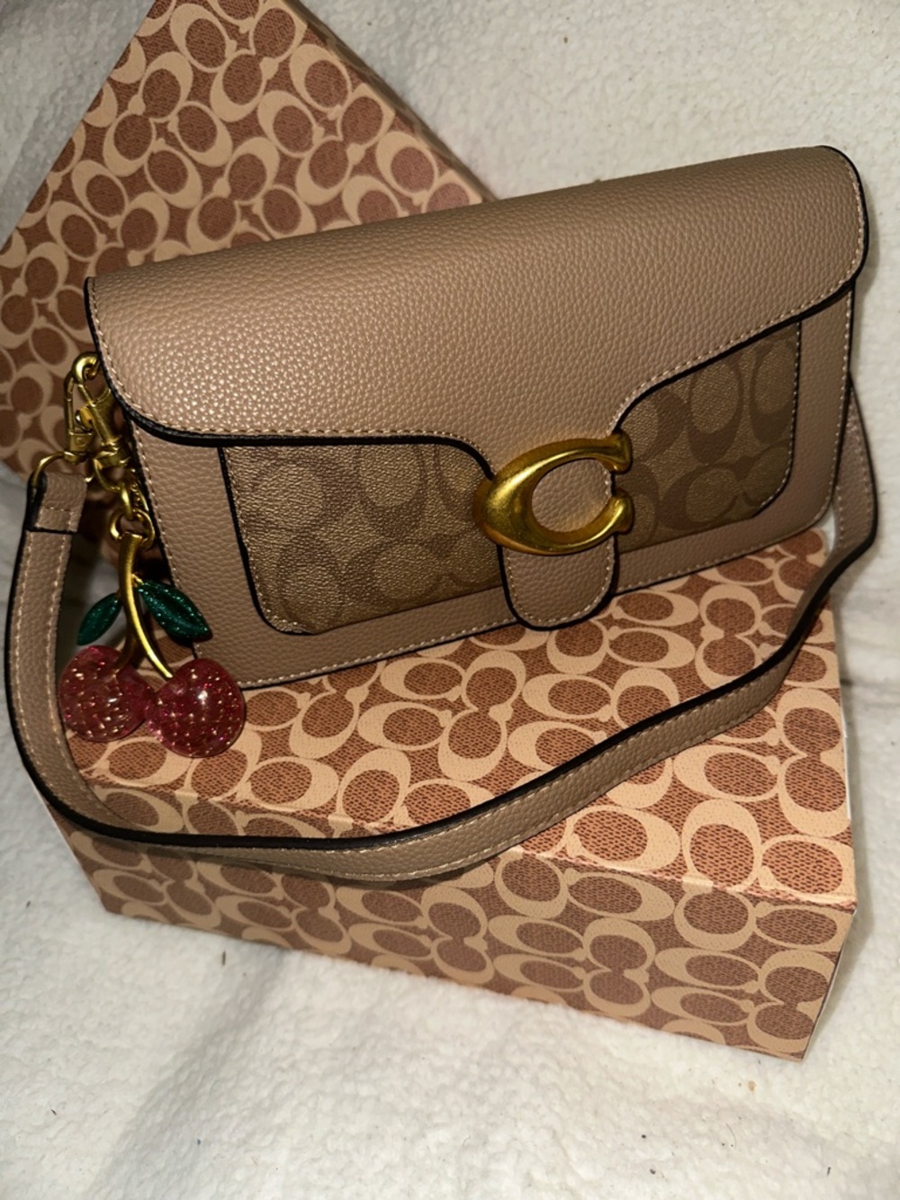 Coach Taupe/Brown Signature Canvas Crossbody with Gold 'C' Hardware - Picture 2 of 9